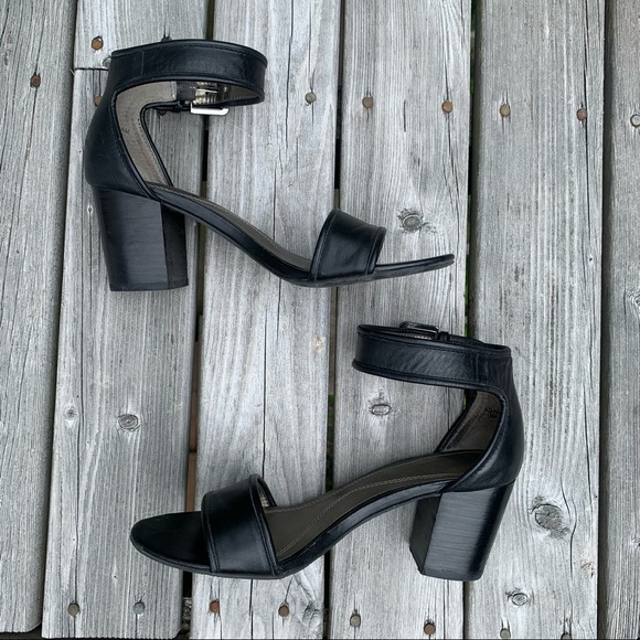 Tahari Black Open Toe Slingback with Chunky Heel - Picture 6 of 7